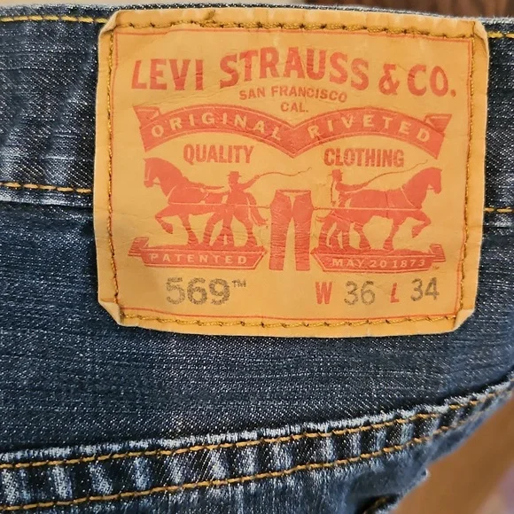 Levis Men's Jeans - Picture 2 of 2